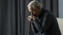 Mitä ihmiset katuvat vanhana: psykologi nimeää kolme elämän virhettä